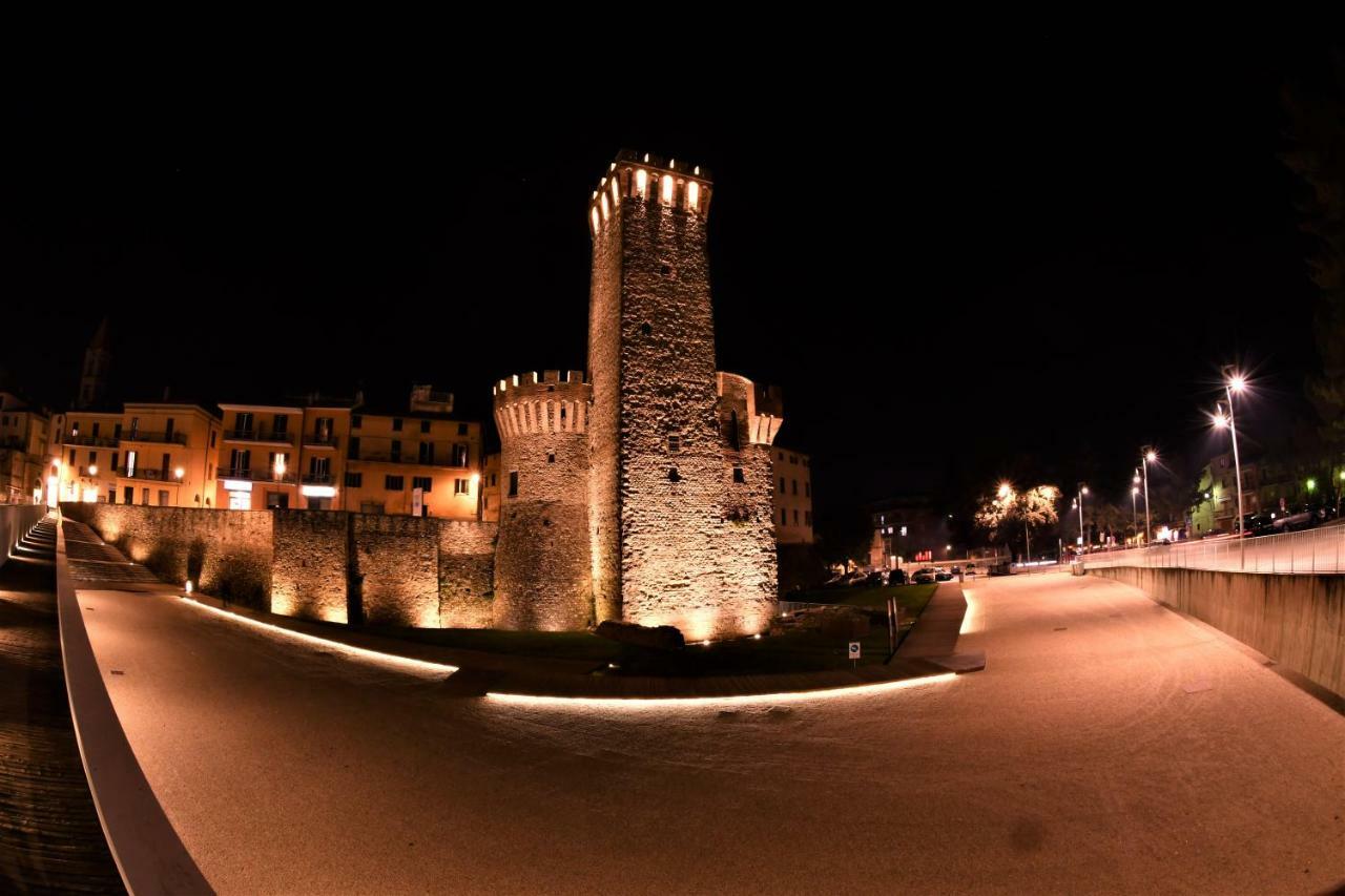 Camere Sotto Le Stelle Умбертиде Экстерьер фото