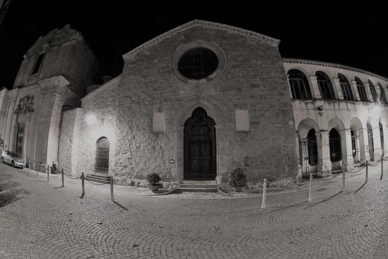 Camere Sotto Le Stelle Умбертиде Экстерьер фото